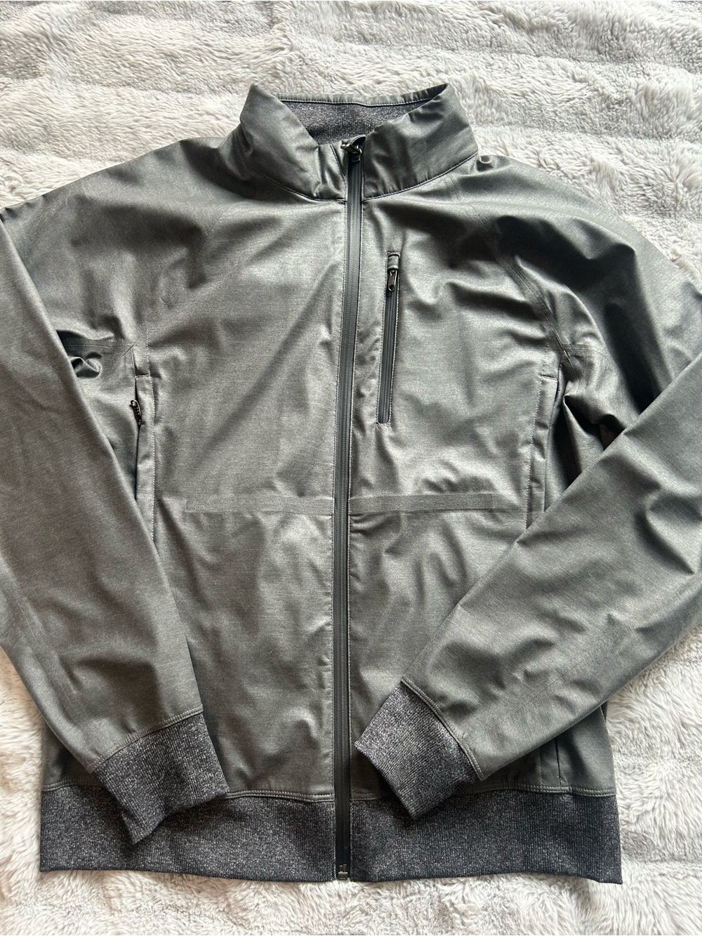 Lightweight Lululemon Men's Zip Jacket in Charcoal Gray